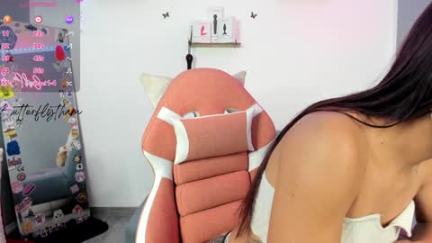 Snapshot of thamara_cooper_ chatting on 01.31.25 thamara_cooper_ online show from 01.31.25