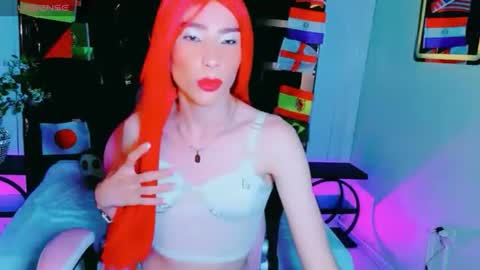 Snapshot of thamara_roberts chatting on 06.25.26 thamara_roberts online show from 06.25.26