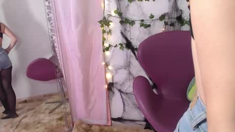   online show from 11.07.25