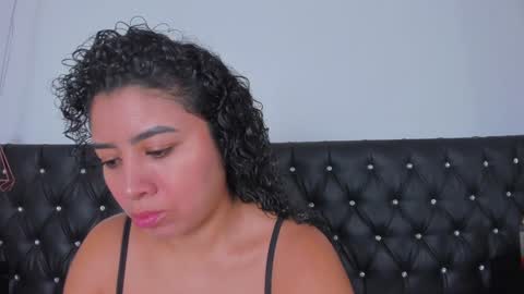 thara webstter online show from 02.01.25