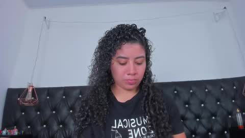 thara webstter online show from 02.18.25