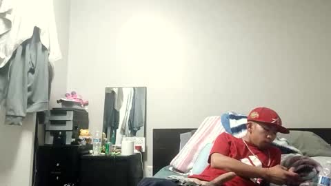 thataznguy303 online show from 10.28.25