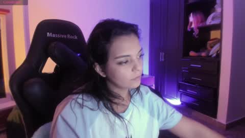 Snapshot of thays_mawakye01 chatting on 01.16.25 Paola online show from 01.16.25