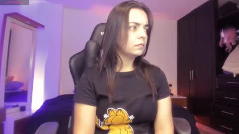 Snapshot of thays_mawakye01 chatting on 03.09.25 Paola online show from 03.09.25