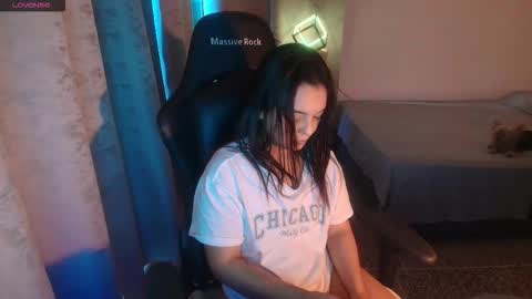 Snapshot of thays_mawakye01 chatting on 11.10.25 Paola online show from 11.10.25