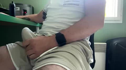 Snapshot of thco chatting on 10.10.25 thco online show from 10.10.25