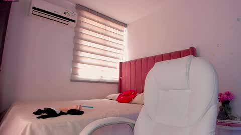 nina mirley online show from 01.18.25