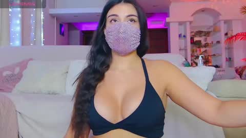 Snapshot of the__sabenna chatting on 04.17.26 Madina online show from 04.17.26