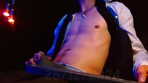 GIORGGIO online show from 12.30.24