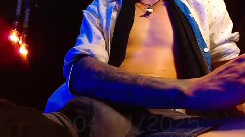 GIORGGIO online show from 01.04.25