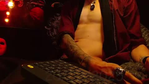 GIORGGIO online show from 02.20.25