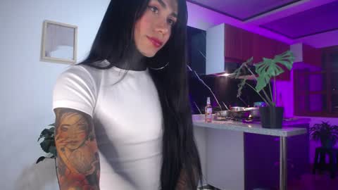 the girl of your dreams online show from 12.25.24