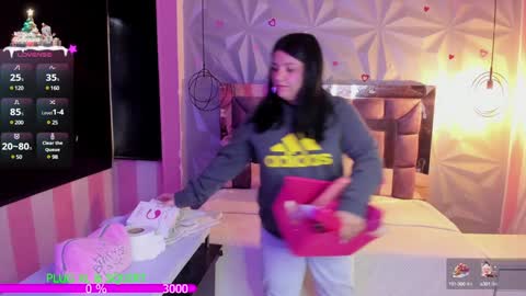 i am Cat  online show from 12.17.24