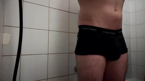 Snapshot of the_delicious_19 chatting on 12.06.24 the_delicious_19 online show from 12.06.24