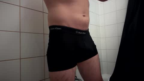 Snapshot of the_delicious_19 chatting on 10.09.25 the_delicious_19 online show from 10.09.25