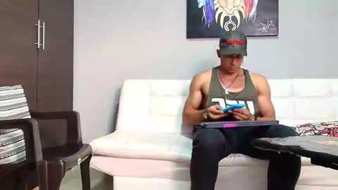 SCOTT  THEO  KAMERON  GENDERSON online show from 02.20.25