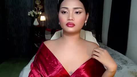 IG Lisa Avery Monroe online show from 04.05.26