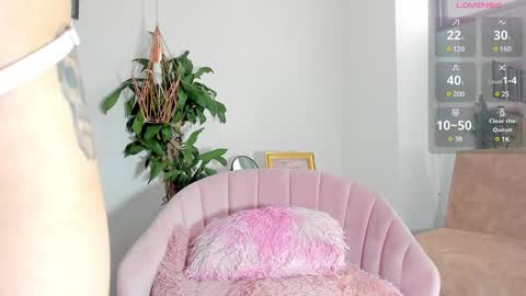 Snapshot of the_latins_hot chatting on 01.08.25 Alice and Bella online show from 01.08.25