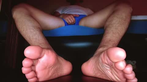 Snapshot of the_masked_stroker chatting on 11.06.25 the_masked_stroker online show from 11.06.25