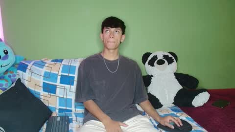 Snapshot of the_muderer chatting on 11.01.25 murderer online show from 11.01.25