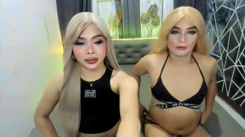 CandyGretchFrancineLuna online show from 11.26.25