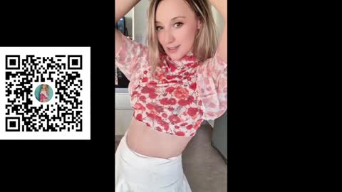 Snapshot of the_pussy_boulevard chatting on 10.16.25 Anna online show from 10.16.25