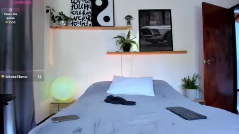 Snapshot of the_walkers_ chatting on 09.27.25 walkers online show from 09.27.25