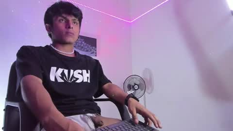 Snapshot of the_weed_guys chatting on 01.25.25 Danny online show from 01.25.25