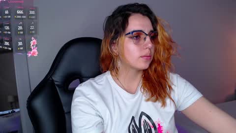 Snapshot of thea_aphros chatting on 01.17.25 Diosa Afrodita online show from 01.17.25
