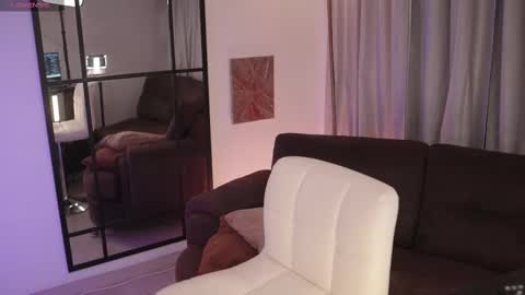 Thea online show from 10.17.25