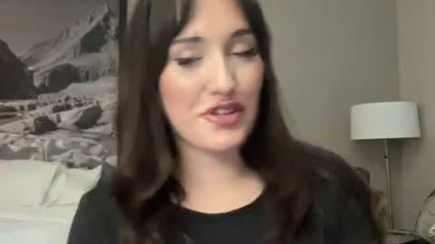 Girl Next Door  online show from 04.26.26