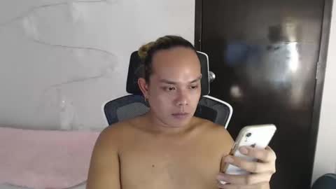 thebitch_cowbell online show from 11.04.25