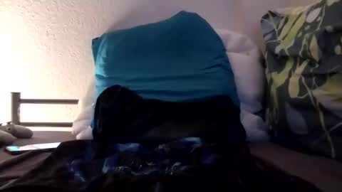 Snapshot of theblonddixon chatting on 09.25.25 theblonddixon online show from 09.25.25