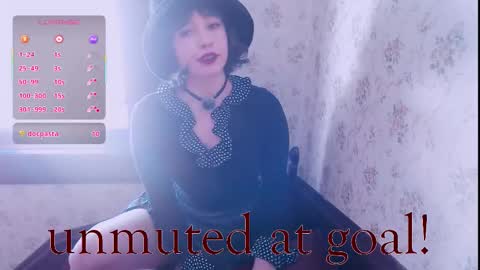 Snapshot of thecamwoman chatting on 02.05.26 Joan online show from 02.05.26