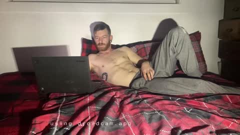 Snapshot of thecarrguyy chatting on 12.23.24 Thatcarrguyy online show from 12.23.24