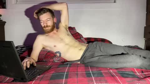 Snapshot of thecarrguyy chatting on 01.21.25 Thatcarrguyy online show from 01.21.25
