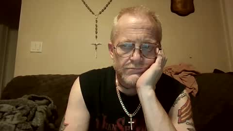 Alpha online show from 10.06.25