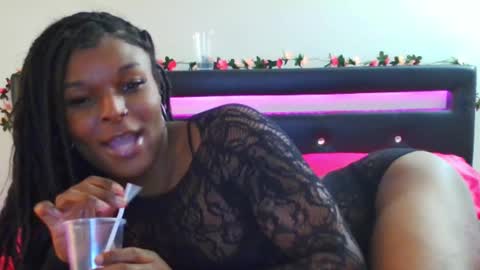 Snapshot of theebody chatting on 10.12.25 theebody online show from 10.12.25