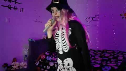 TheFarmergirl online show from 11.01.25