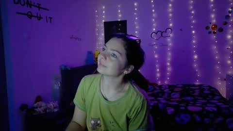 TheFarmergirl online show from 11.02.25