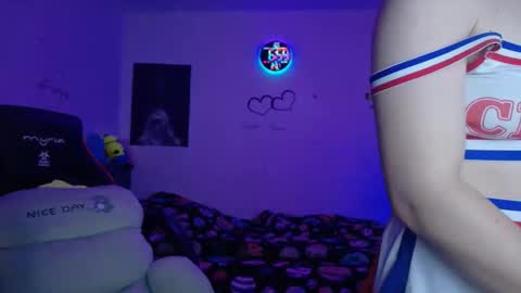 Snapshot of thefarmergirl chatting on 02.07.26 TheFarmergirl online show from 02.07.26