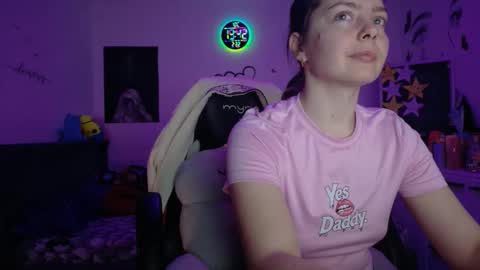 Snapshot of thefarmergirl chatting on 02.22.26 TheFarmergirl online show from 02.22.26