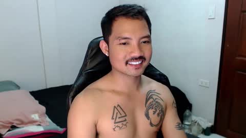 Snapshot of thefriskyasian chatting on 12.26.24 Jaycee online show from 12.26.24