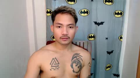 Snapshot of thefriskyasian chatting on 03.10.25 Jaycee online show from 03.10.25