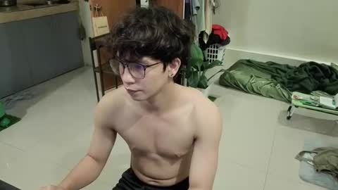 Green online show from 02.25.26