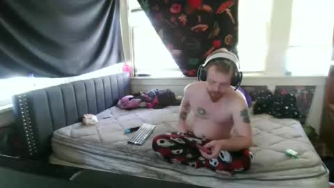 fuzzyfox online show from 10.11.25