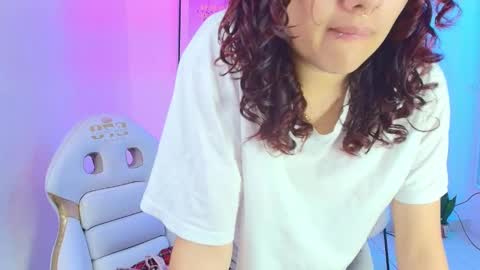 Theia  online show from 01.06.25