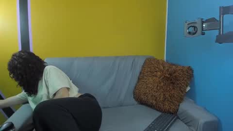 Theia  online show from 03.02.25