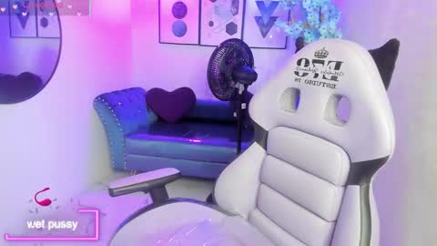 Theia  online show from 10.01.25