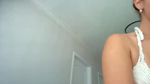 Snapshot of theislandgirl chatting on 02.08.25 Lily Marie online show from 02.08.25